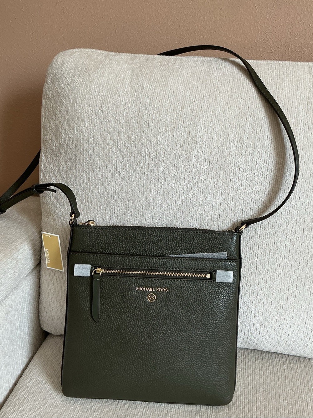 NWT Michael Kors Jet Set Charm Leather Crossbody Bag - Olive Green